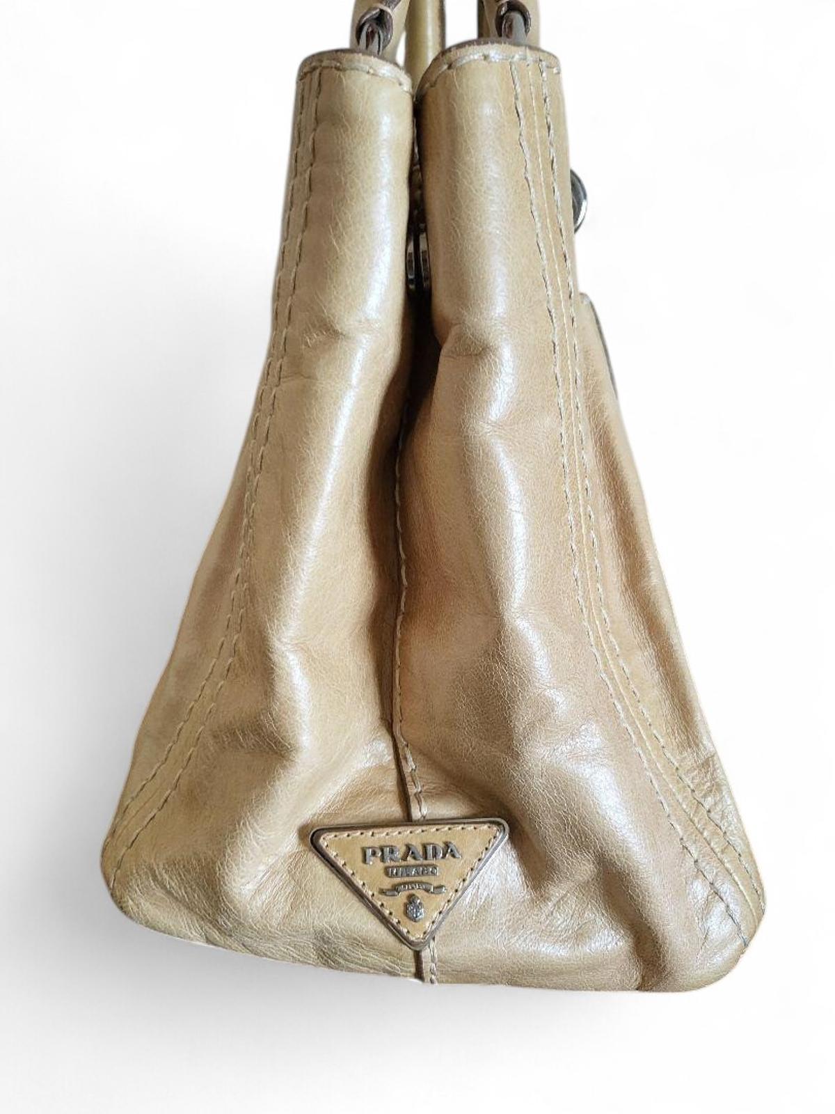 Prada - Beige Leather Handbag