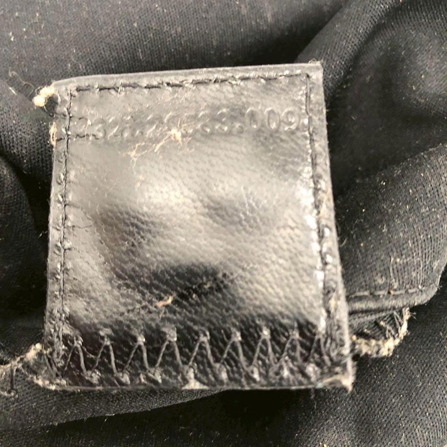 Fendi - Black Shoulder Bag Silver Buckle Detail