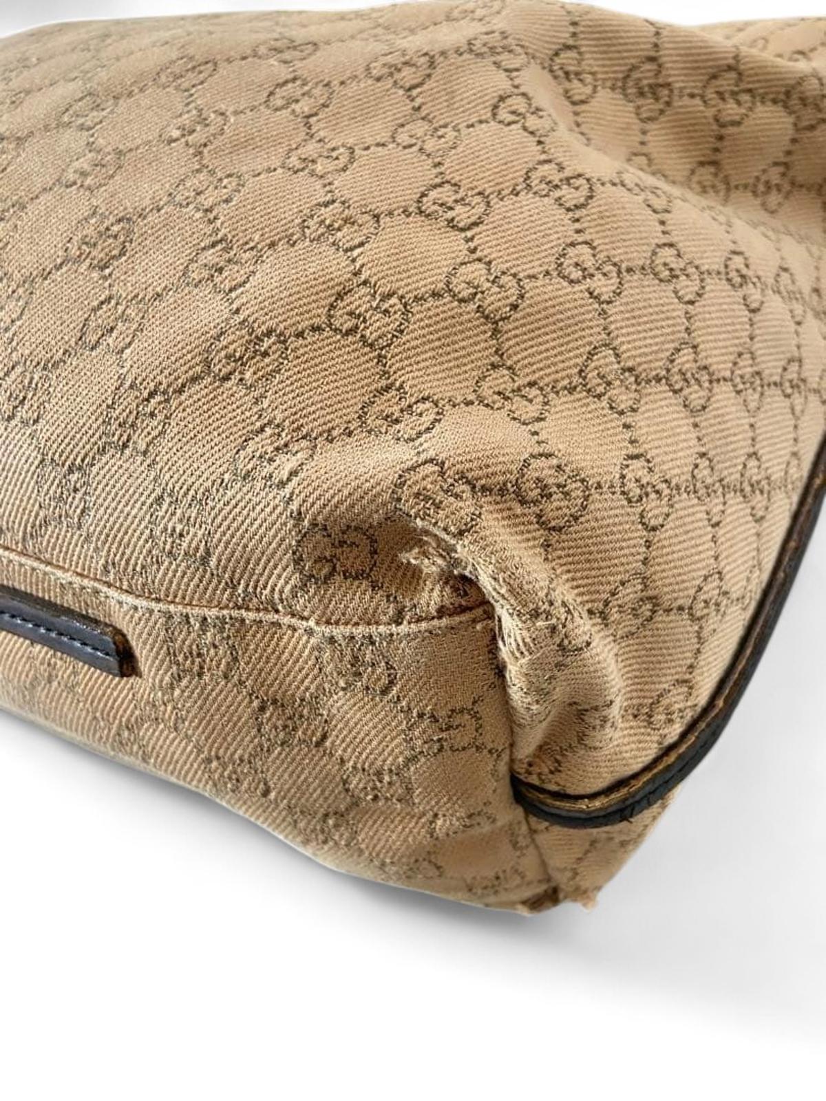 Gucci - Beige Monogram Canvas Shoulder Bag