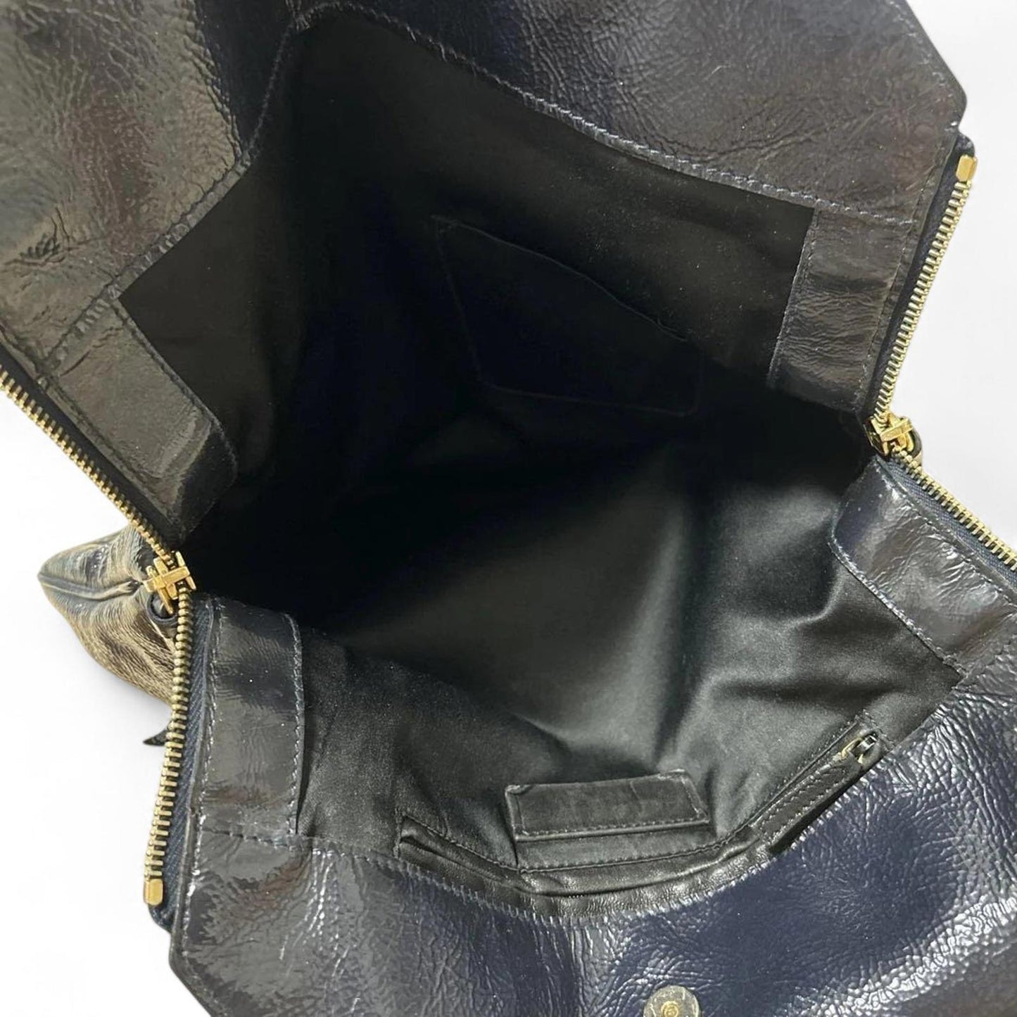 Yves Saint Laurent - Women's Black Patent Leather Shoulder Bag