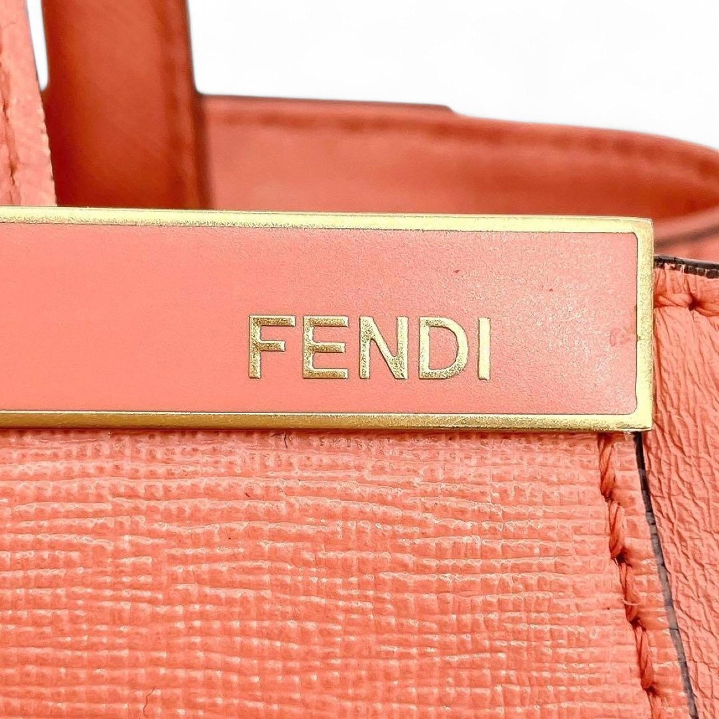 Fendi - Pink Leather Handbag Adjustable Strap
