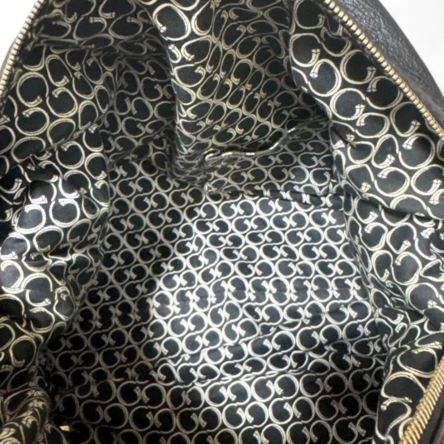 Prada - Black Leather Shoulder Bag