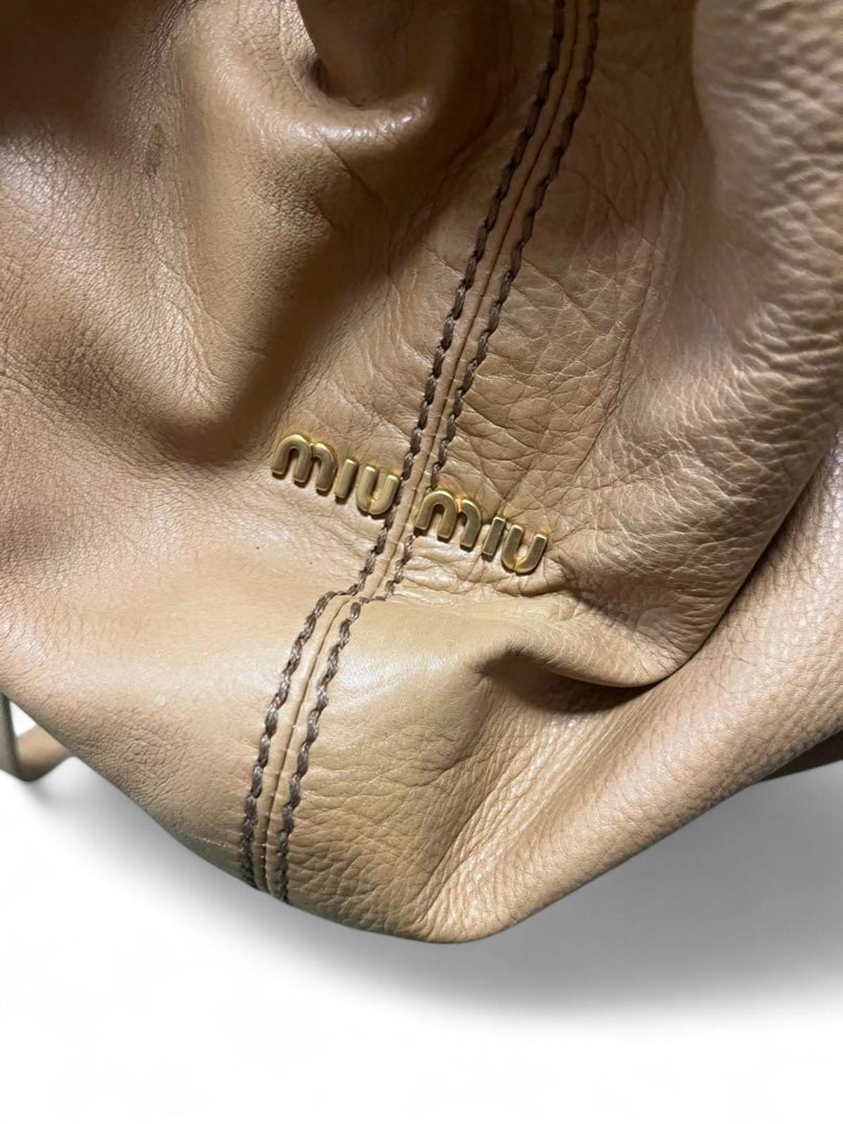 Miu Miu - Beige Leather Handbag