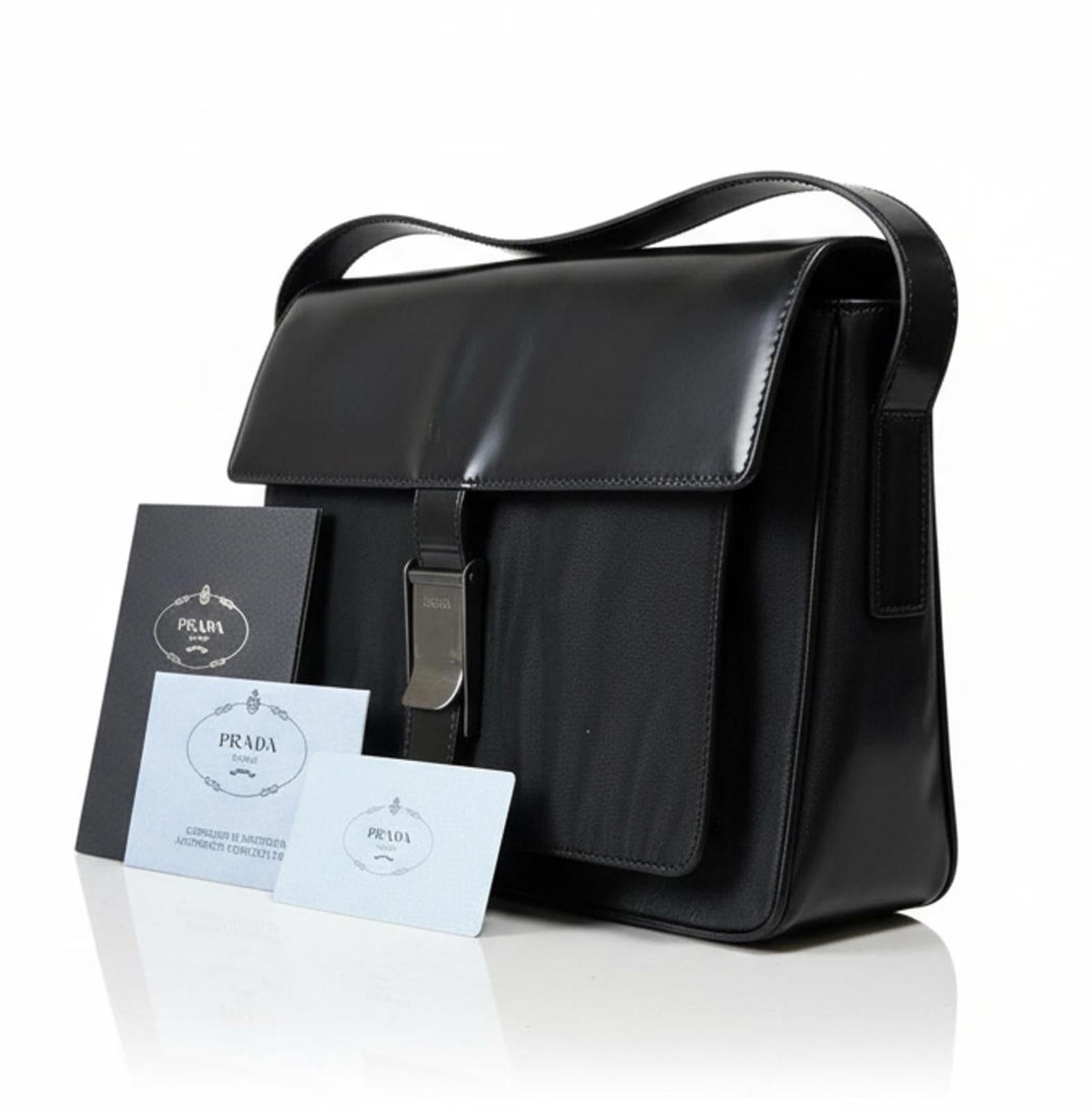 Prada - Womens Black Leather Shoulder Bag