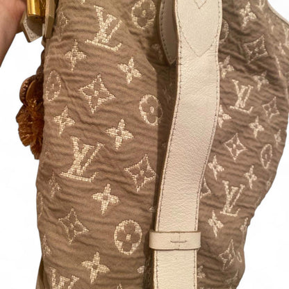 Louis Vuitton - Beige Monogram Canvas Hobo Bag with Leather