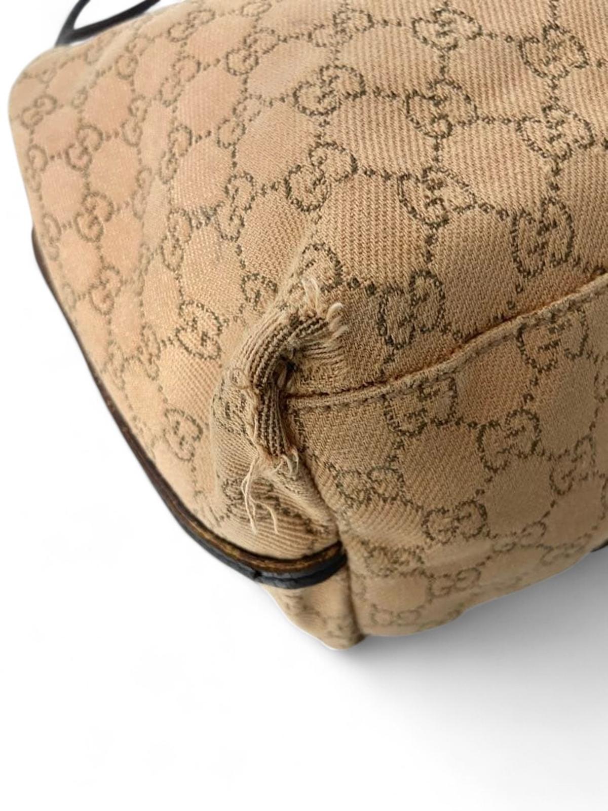 Gucci - Beige Monogram Canvas Shoulder Bag