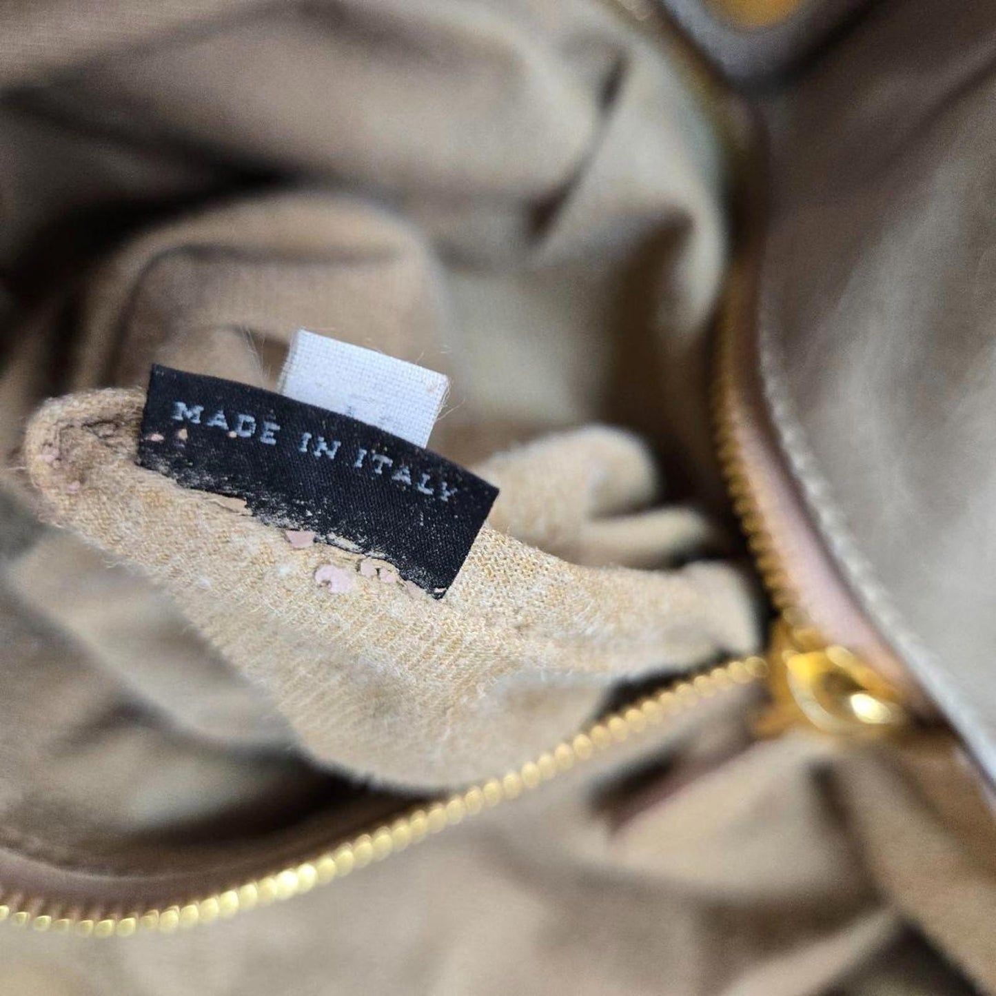 Prada - Beige Leather Handbag with Detachable Strap