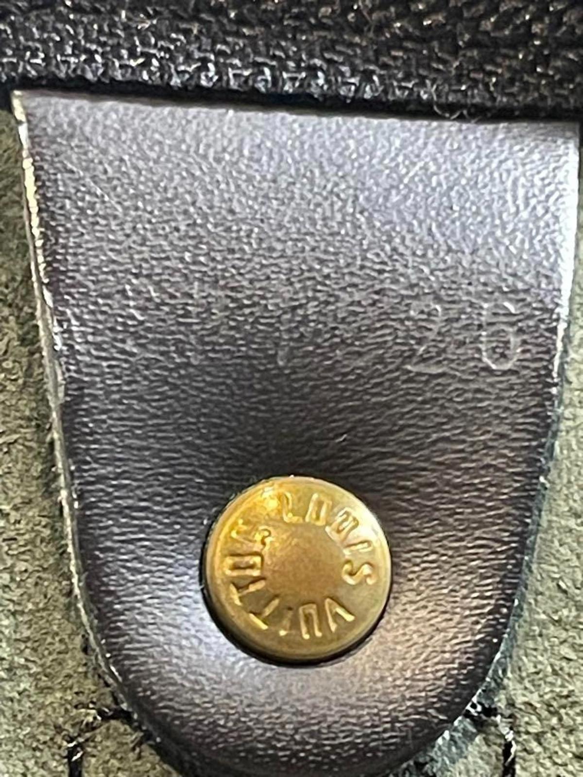 Louis Vuitton - Epi Keepall 50 Black