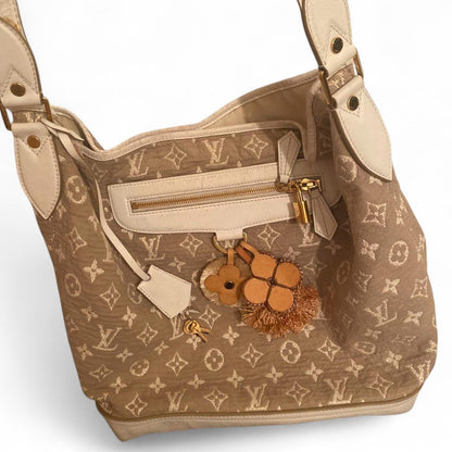 Louis Vuitton - Beige Monogram Canvas Hobo Bag with Leather