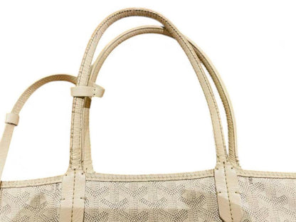 Goyard - Beige Tote Bag with Signature Chevron Pattern